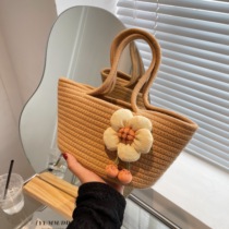 编织水桶包包女2022春夏新款纯色小清新花朵装饰手提包菜篮子女包
