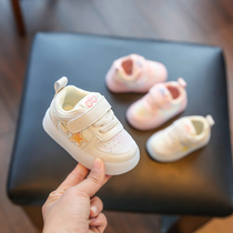 婴儿鞋子女宝宝软底小白鞋2022春秋新款一岁婴幼儿板鞋防滑学步鞋