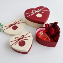 情人心形礼盒空盒子香水口红爱心礼物盒新年礼品盒仪式感小号520