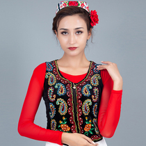 新款新疆舞蹈服装女马甲广场舞短款绣花马夹维吾尔族表演外穿背心