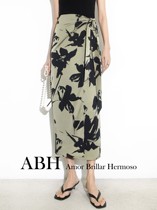 ABH 气质优雅花卉绿色绑带度假风中长款印花直筒半裙女
