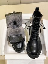 厚底雪地靴女2021年冬季加绒加厚防水防滑马丁靴皮毛一体雪地棉靴
