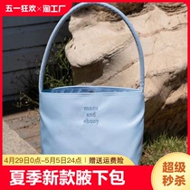 韩版水桶包包女式2024新款夏天简约大容量休闲百搭手提尼龙腋下包
