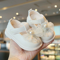 新一岁女宝宝公主鞋秋洋气婴儿软底学步鞋小童韩版单鞋皮鞋2-3春1