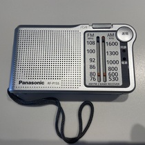 日本Panasonic/松下RF-P155老年收音机双波FM/AM便捷式数字收音机