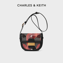 CHARLES＆KEITH时尚复古风CK2-80270878条纹单肩斜挎马鞍包女包