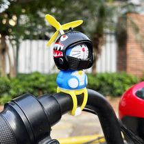 摩托电动自行车装饰可爱叮当猫公仔头盔竹蜻蜓哆啦a梦小黄鸭摆件