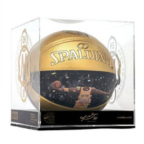 斯伯丁SPALDING科比名人堂纪念2408篮球Kobe黑曼巴限量典藏款礼盒