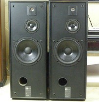 新港城销售美国原装二手JBL 4880 4800 10寸落地箱大声场发烧音箱