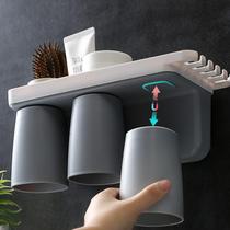 牙具一家四口之家放电动牙刷置物架壁挂磁吸式家用刷牙漱口杯套装