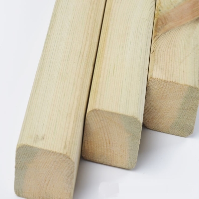 樟子松实木柱子防腐木正方形木头建筑材料葡萄架立柱一米价。