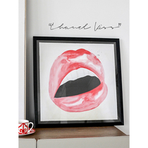 《香奈儿之吻》Chanel Kiss真实口红画的手绘透明感时髦装饰画