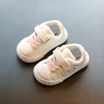 男宝宝学步鞋软底婴幼儿板鞋0一1-3岁婴儿小白鞋女宝秋季小童鞋子