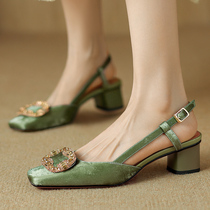 女鞋2024春季新款甜美水钻粗跟绿色真皮鞋子包头中跟女士凉鞋百搭