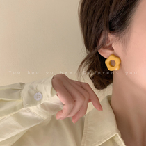 黄色醋酸花朵耳环女森系时尚简约气质小清新适合夏天的耳钉耳饰品