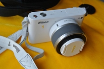 Nikon/尼康 J1套机 J2  S1 V1 二手微单相机 入门机单电迷你数码